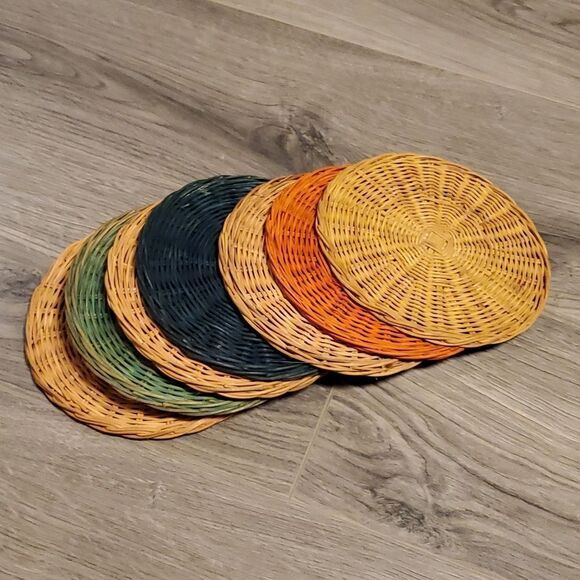 GUC Vintage Wicker Set of 7 Hot Discs - Picture 1 of 3